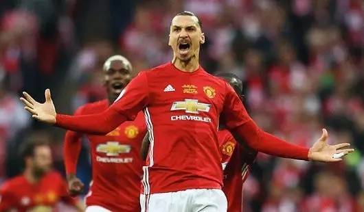 他离开场馆 他离开场馆