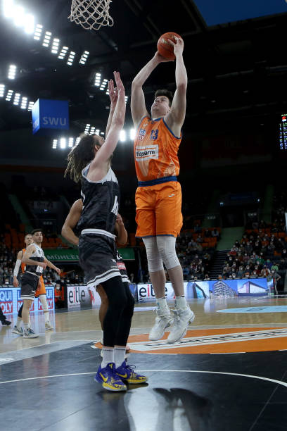 你需要我继 你需要我继